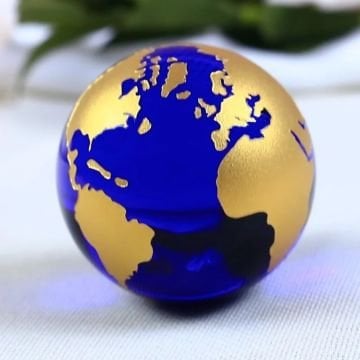 Dekoratif Gold Standlı Dünya