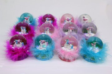 Mini Tüylü Unicorn Temalı Dekoratif Cam Kar Küresi