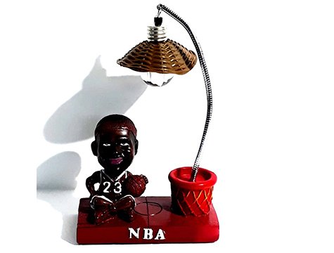 Dekoratif Basketbolcu Şeklinde Polyester Masa Lambası