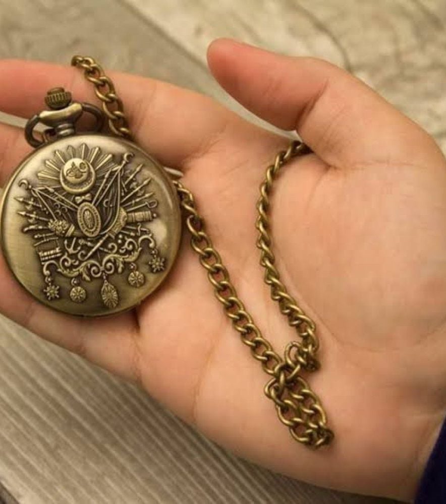 Antika Osmanlı Arması Kabartmalı Köstekli Cep Saati