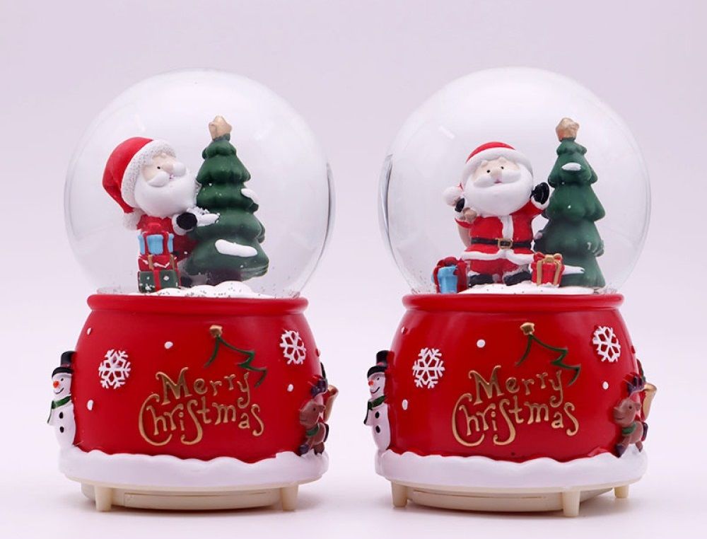 Yılbaşı Ağacı Ve Noel Baba Işıklı Müzikli Cam Kar Küresi