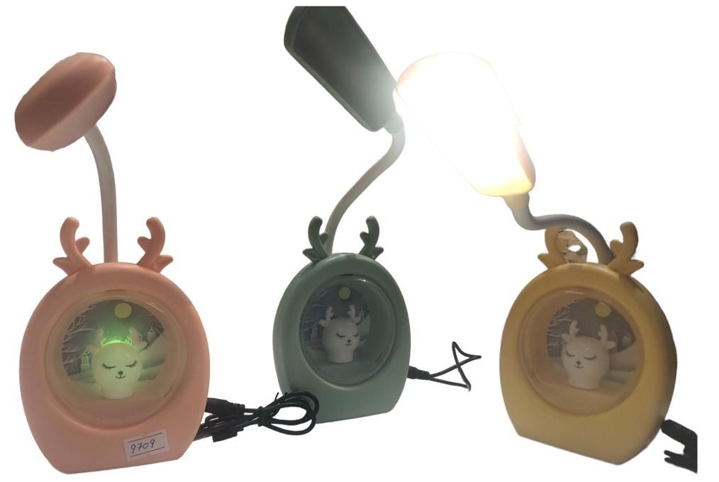 Usb Şarjlı Minik Geyik Tasarımlı Masa Lambası
