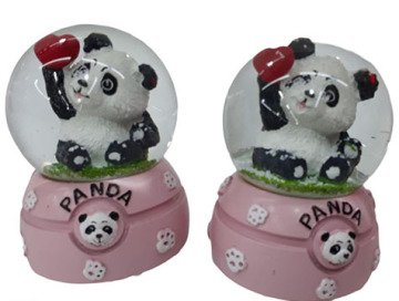 Işıklı Sevimli Panda Dekoratif Müzikli Cam Kar Küresi