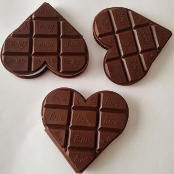 Kalp Tasarımlı Çikolata Kokulu Not Defteri