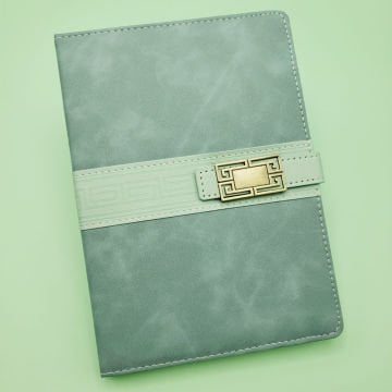 Yeşil Metal Motifli Deri Ajanda Promosyon Defter