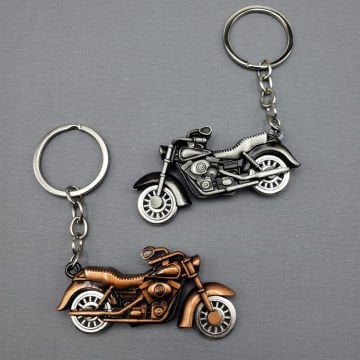 Motor Tasarımlı Eskitme Metal Anahtarlık