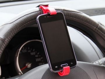 Direksiyon Arası Telefon Tutucu