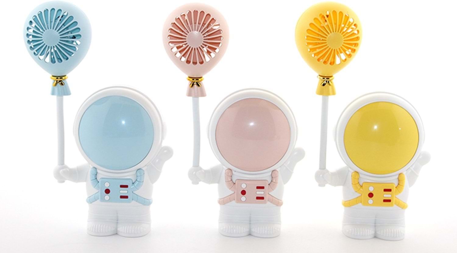 Usb Şarjlı Pervaneli Astronot Tasarımlı Masa Lambası
