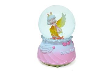 Işıklı Kız Dream Time Temalı Dekoratif Müzikli Cam Kar Küresi