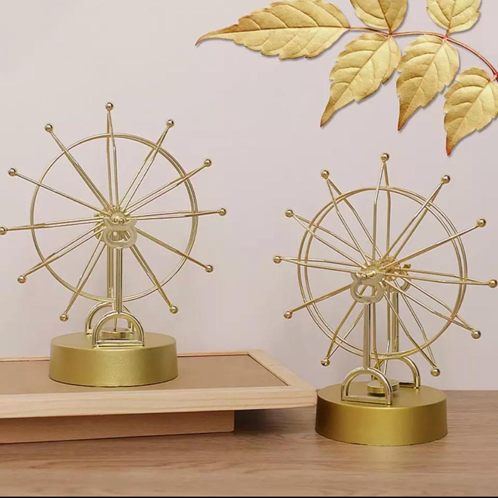 Sürekli Hareket Eden Kinetik Orbital Metal Gold Denge Topu
