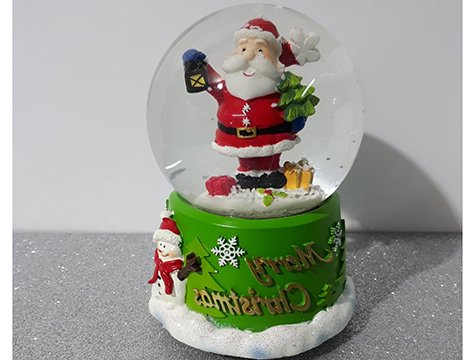 Dekoratif Noel Baba Kurmalı Cam Kar Küresi Müzik Kutusu