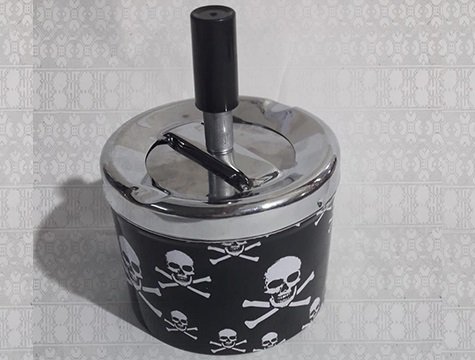 Metal Basmalı Kuru Kafa Küllük