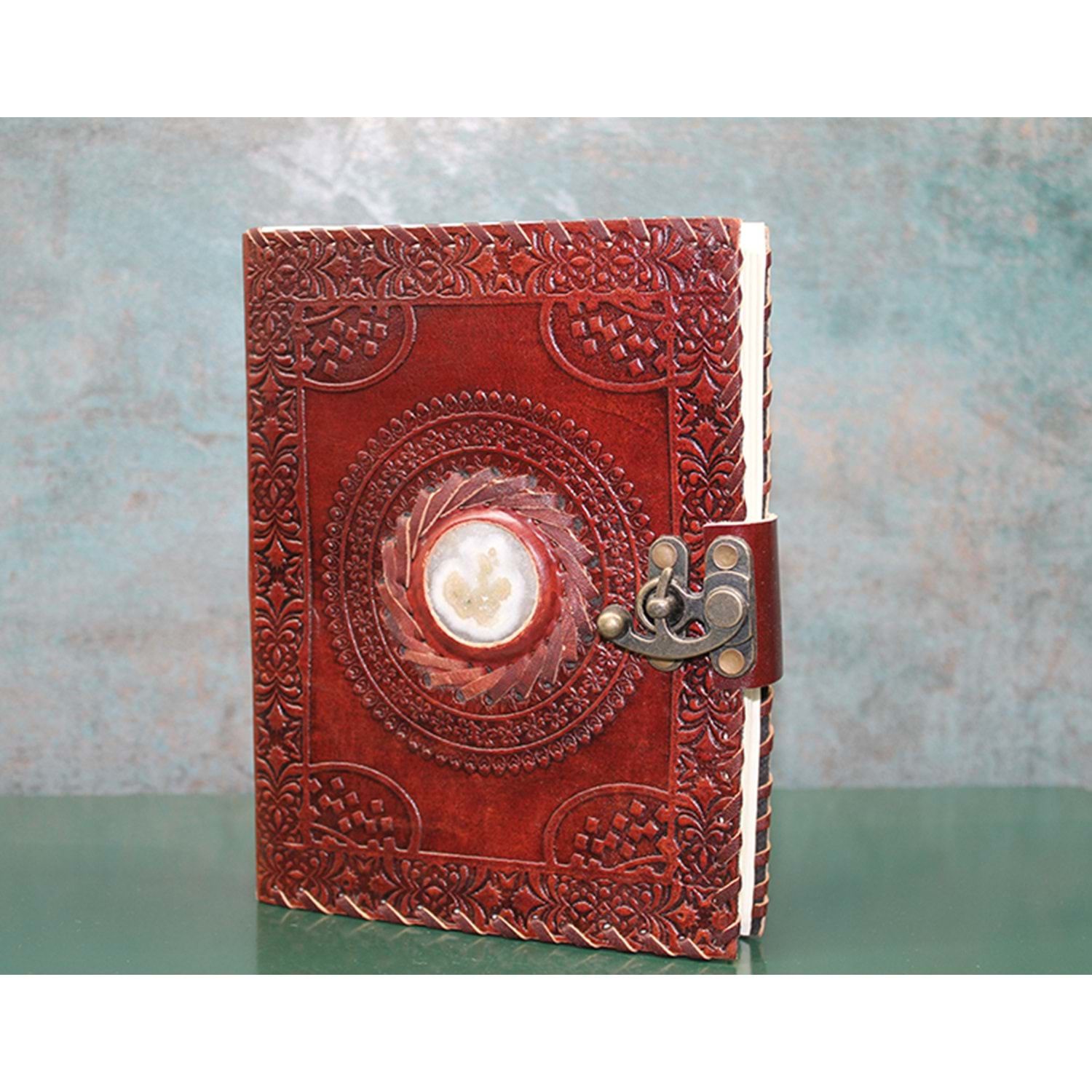 Kahverengi Desenli Taşlı Deri Defter(20 cm x 15 cm)