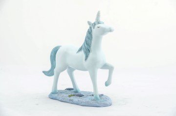 Polyester Dekoratif Unicorn Biblosu 24 cm