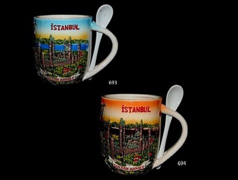 Sultan Ahmet İstanbul Kabartmalı Kaşıklı Seramik Kupa Bardak