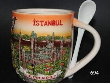 Sultan Ahmet İstanbul Kabartmalı Kaşıklı Seramik Kupa Bardak