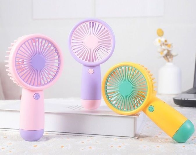 Usb Şarjlı Mini Masa Üstü Yuvarlak Renkli Fan