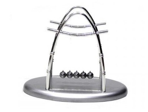 Oval Tasarım Gri Metal Denge Topları Newton's Cradle