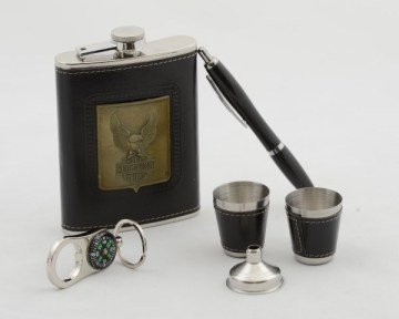 Siyah Deri Kutulu Matara Seti 2 Shot Bardaklı 9 oz (6 Parça)