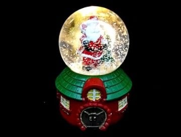 Led Işıklı Müzikli Noel Baba Kar Küresi