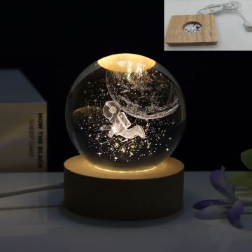 Dekoratif Ahşap Kare Altlıklı Astronot Işıklı Cam Küre (8 cm)