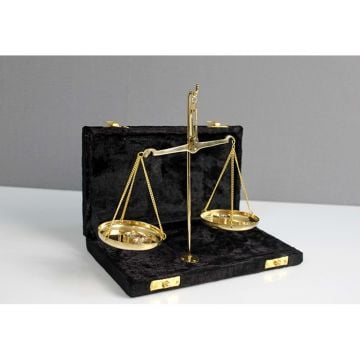 Dekoratif Pirinç Adalet Terazisi Kadife Kutu 40gr