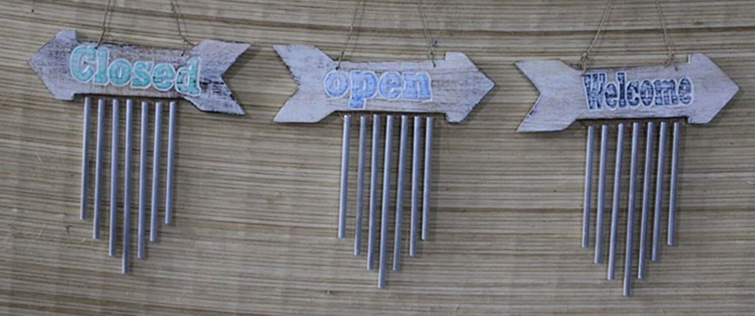Ahşap Ok Tasarımlı Metal Rüzgar Çanı (40 cm)