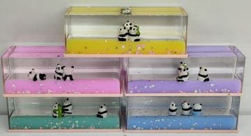 Batmayan Sulu Panda Temalı Hayvanlar Masa Üstü Biblo