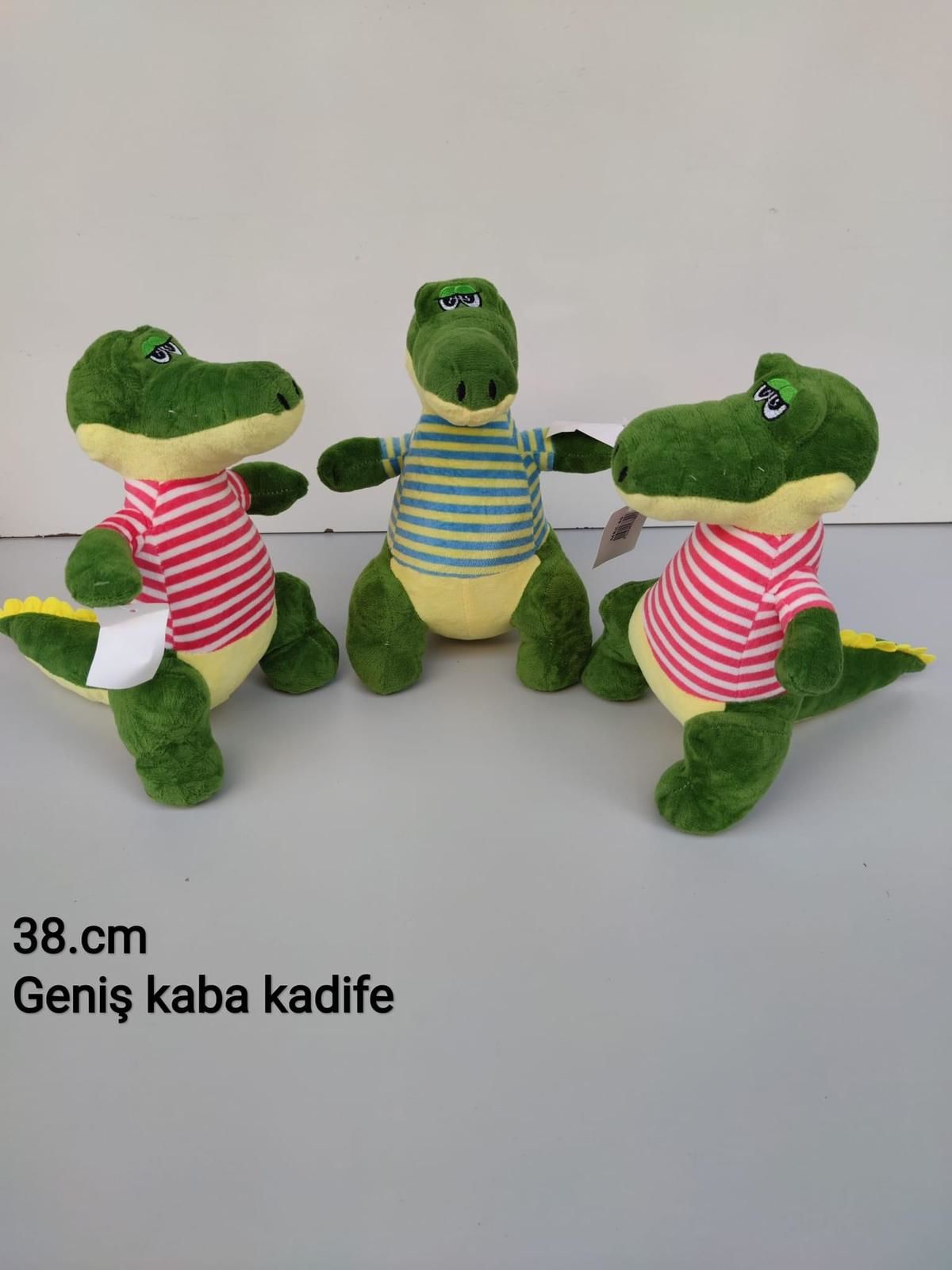 Sevimli Çizgili Kıyafetli Timsah Karakterli Kadife Oyuncak