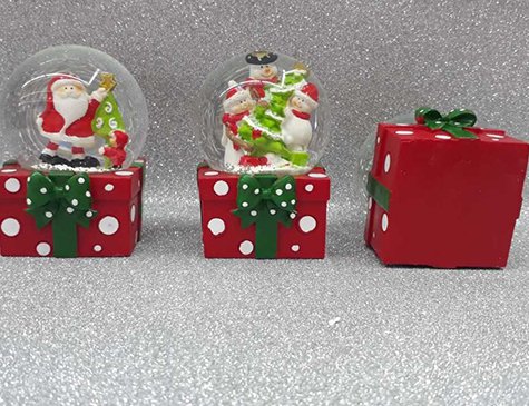 Yılbaşı Temalı Hediye Paketi Noel Baba Kardan Adam Cam Kar Küresi