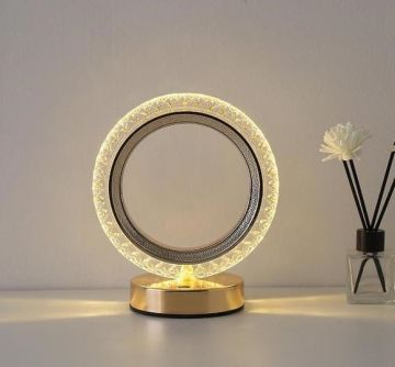 Usb Şarjlı Yuvarlak Dekorlu Dokunmatik Masa Lambası