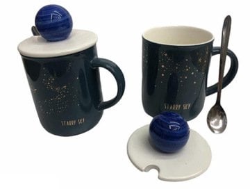 Starry Sky Tasarımlı Seramik Kapaklı Metal Kaşıklı Kupa Bardak