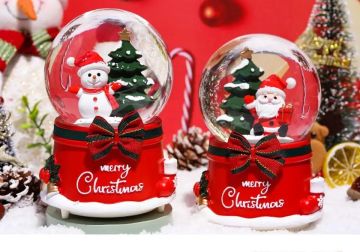 Işıklı Noel Baba Kardan Adam Müzikli Cam Kar Küresi