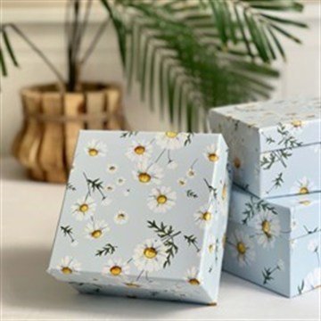 Papatya Tasarımlı Kare Hediye Kutusu 3'lü Set