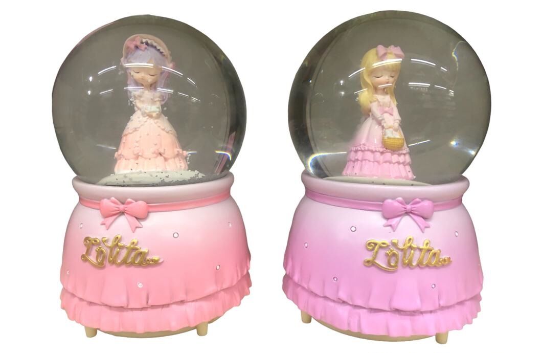 Işıklı Lolita Kız Püskürtme Müzikli Cam Kar Küresi