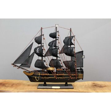 Dekoratif Ahşap Yelkenli Korsan Gemisi Maketi (38 cm x 45 cm)