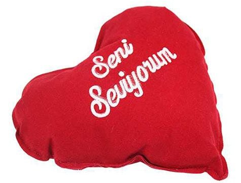 Seni Seviyorum Yazılı Kalp Yastık