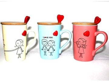 Love Temalı Kalp Kaşıklı Kapaklı Kupa Bardak