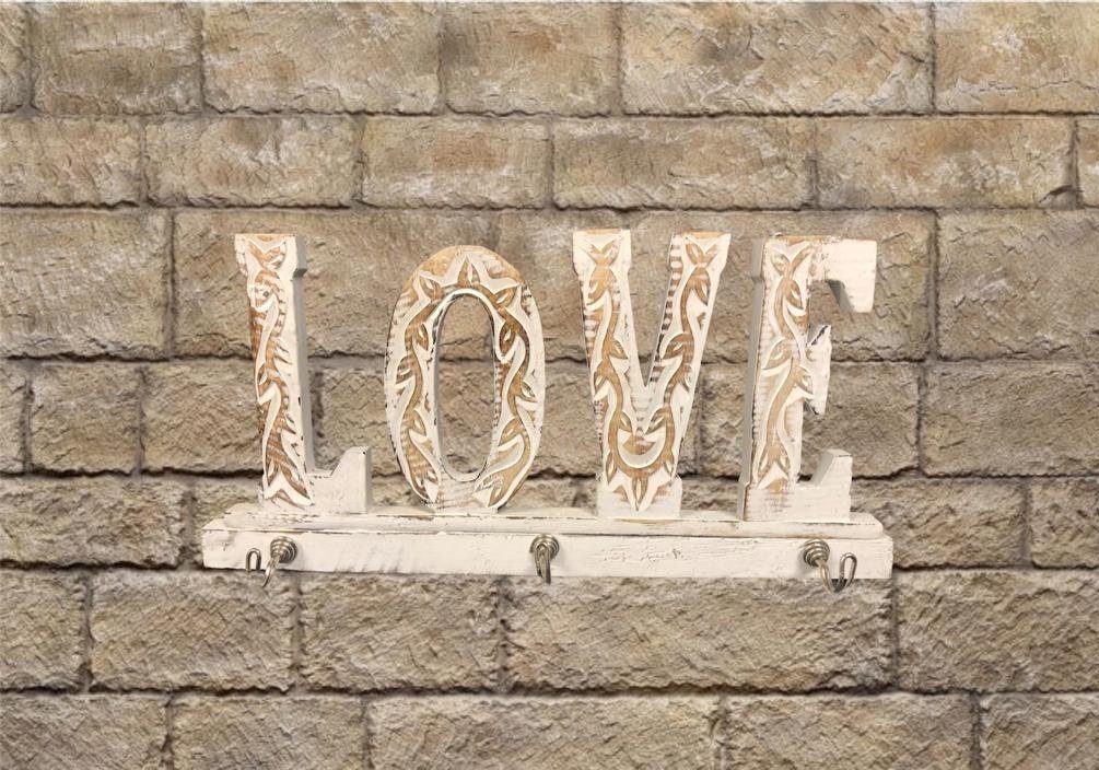 Ahşap Love Tasarımlı Duvar Askısı
