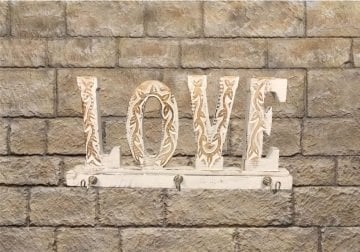 Ahşap Love Tasarımlı Duvar Askısı