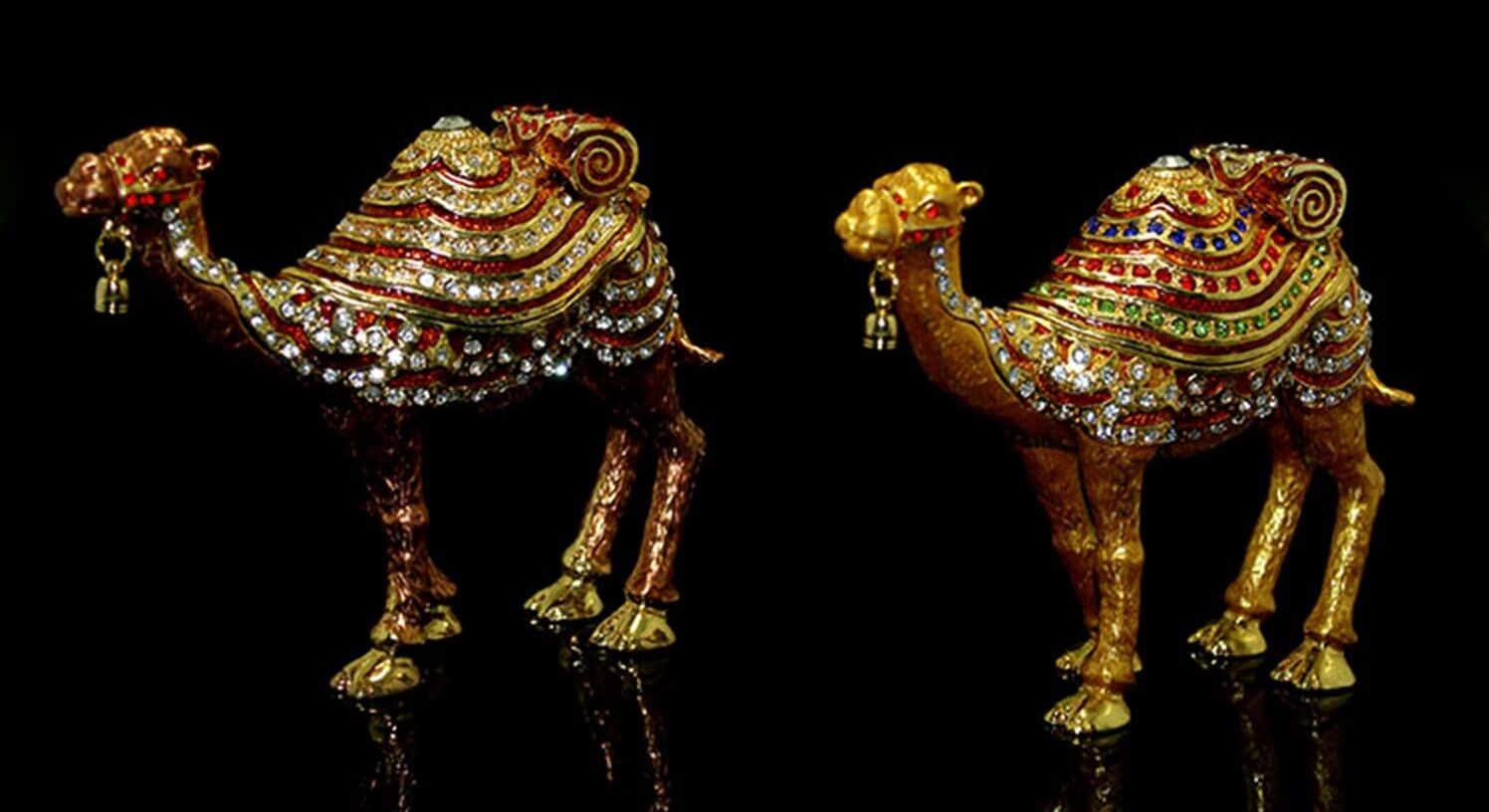 Dekoratif Swarovski Taşlı Tekli Deve Biblosu (15 cm x 11 cm)