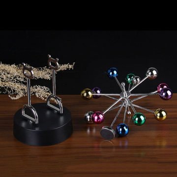 Masaüstü Sürekli Hareket Eden Renkli Kinetik Denge Topu