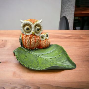 Dekoratif Polyester Yeşil Yaprak Üstünde Baykuş Ve Yavru Biblosu  (12 cm)