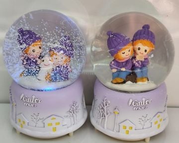 Winter Lover Püskürtmeli Işıklı Müzikli Cam Kar Küresi