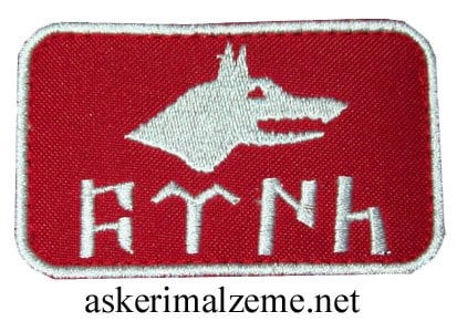 Bayrak Kırmızısı Göktürkçe Türk Yazısı Kurt Kafası Cırtlı Arma, Patch, Peç Model