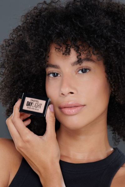Pastel Daylight Cream Highlighter - Krem Aydınlatıcı 14 MilkyWay 3.5 g