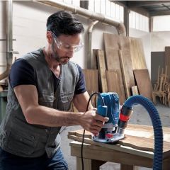 Bosch GOF 130 Professional Freze Makinesi