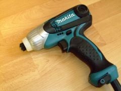 Makita TD0101F Elektrikli Darbeli Vidalama Matkabı