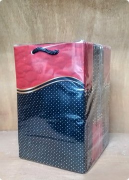 25 Li 17x25 cm Selefonlu Karton Çanta / Poşet Siyah Zemin - Gül Desenli