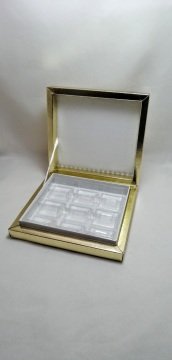 Küçük Kare Madlen Çikolata Hediye Kutusu (18x18 cm Küçük Boy 27 lik)